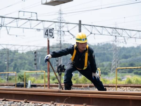 私たちは「お客様第一」「安全第一」を掲げ、 ​​​​​​​地域の皆様のライフラインを守り続けています。